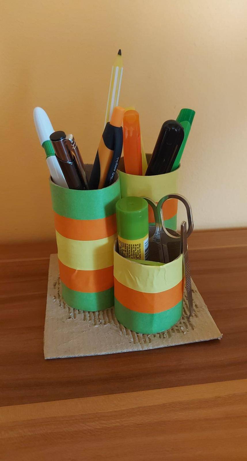 Výtvarná výzva - Recyklace kartonové krabice