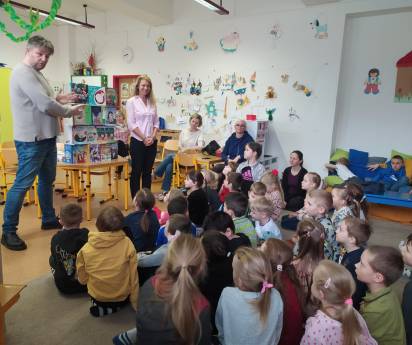 Vzdělávací BESEDY MŠ + ZŠ