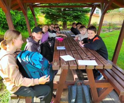 Šesťáci zkoumali přírodu v Duze - od želv po včely!